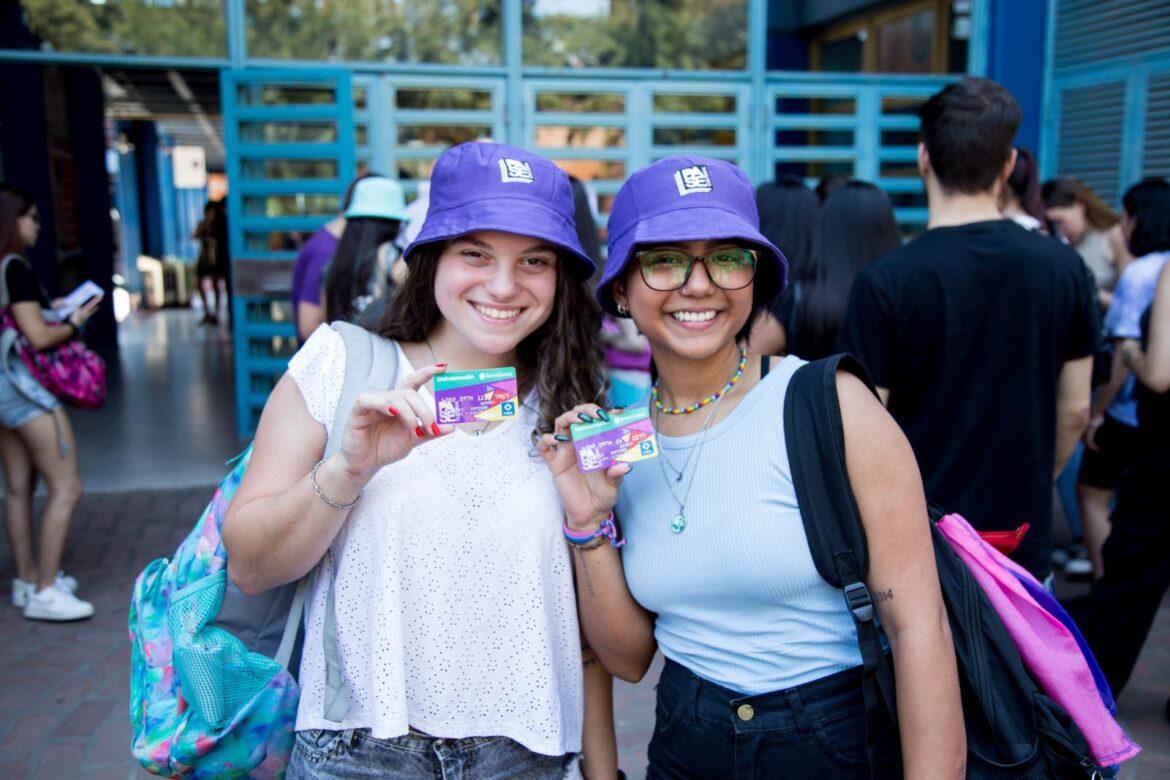 Estudiantes bonaerenses, que estén cursando el CBC, cuentan con $10 mil para disfrutar de la cultura de la Ciudad de Buenos Aires