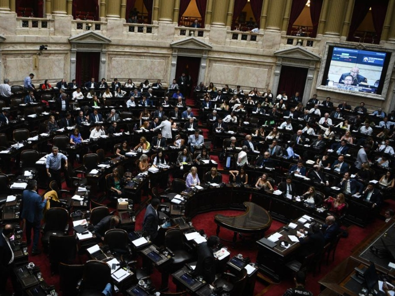 EN VIVO: El tercer día de debate por la «Ley Ómnibus» en el Congreso de la Nación